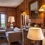 Le Yaca Hotell 5*