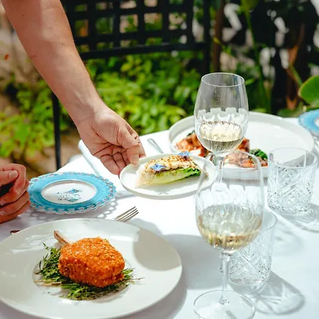 Hotel Le Yaca Saint-Tropez