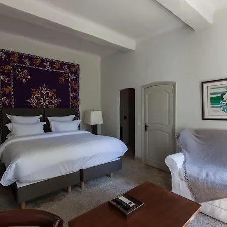 Le Yaca 圣特罗佩