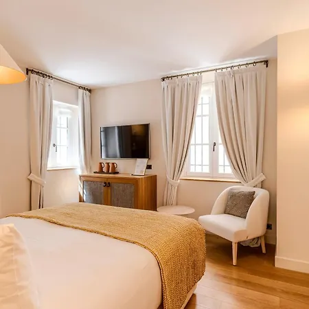 Hotell Le Yaca Saint-Tropez