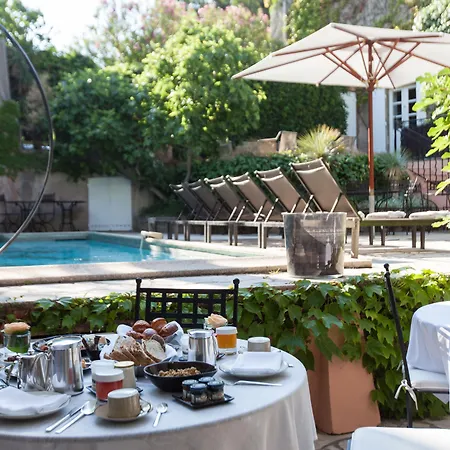 Hotel Le Yaca 5*