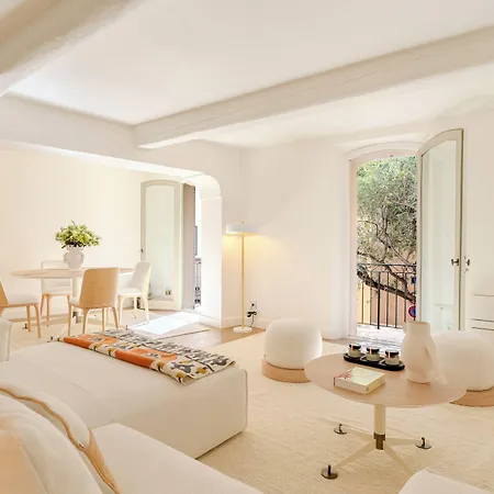 Le Yaca Hotel